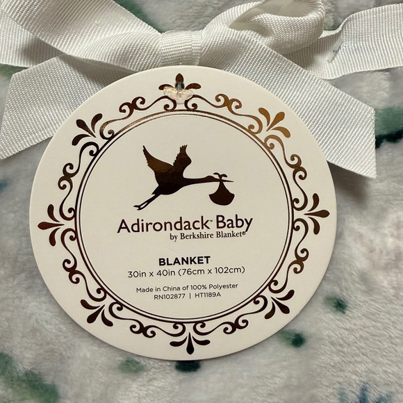 NWT Adirondack Baby Lot of 2 Blankets 30 x 40 Pink Bows Blue Dinosaurs - Picture 8 of 10